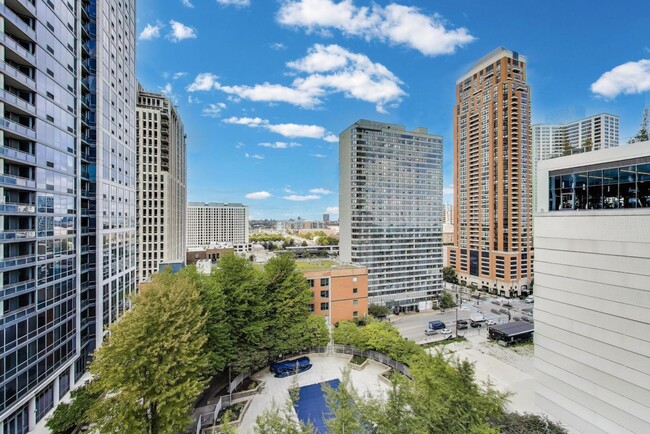 Building Photo - 1250 S Indiana Ave
