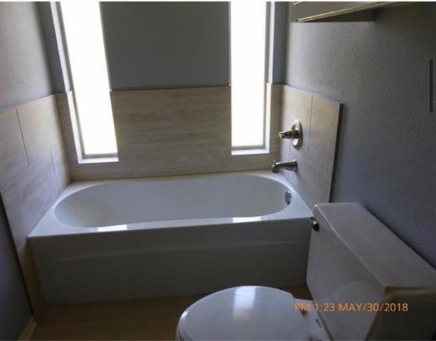 Building Photo - 16325 Lauder Ln