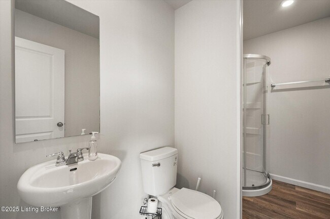 Building Photo - 268 Cupp Cir