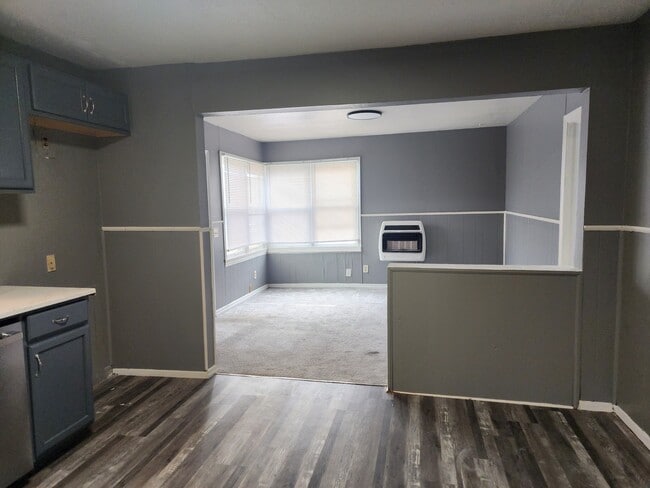 Building Photo - 628 NE 34th St