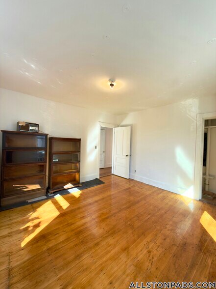 Building Photo - 45 N Beacon St