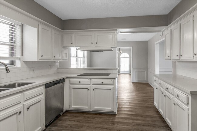 Building Photo - 1507 Sweet Grass Trail