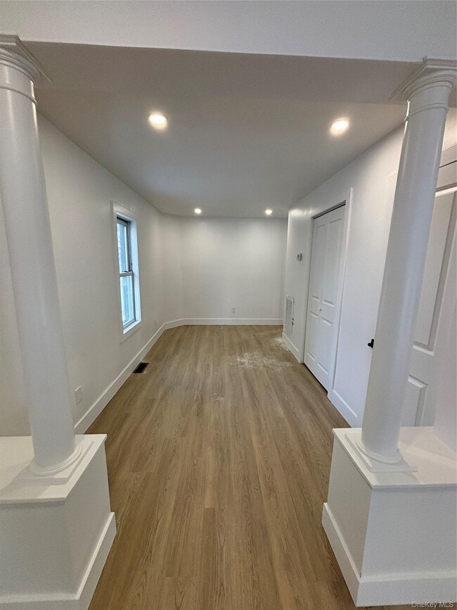 Building Photo - 63 Capron St