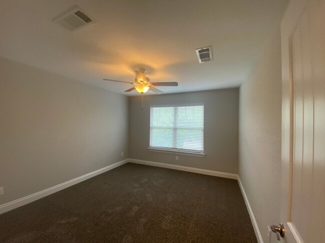 Building Photo - 8461 Laredo St