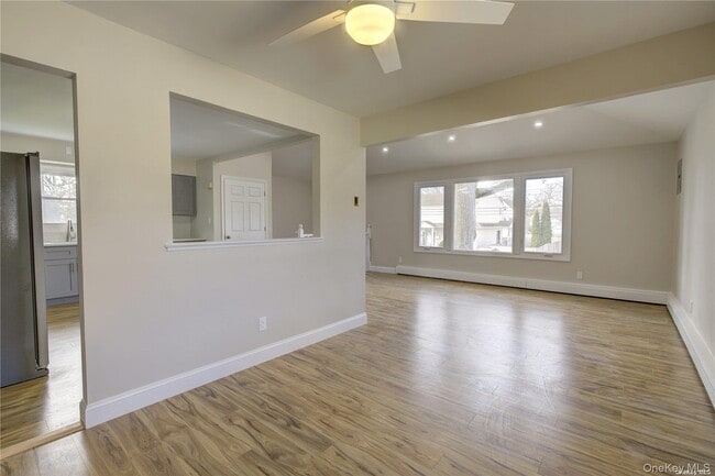 Building Photo - 207 Catherine Ave