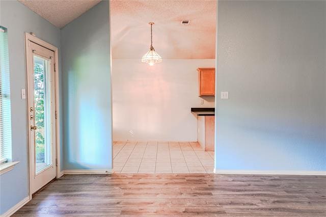Building Photo - 1019 Telluride Dr
