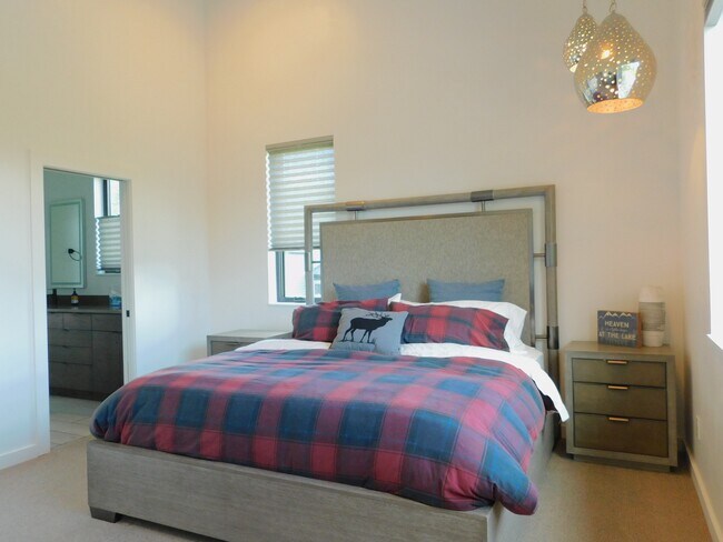 Building Photo - 55 Shady Pnes Ln