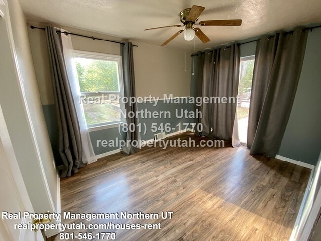 Building Photo - 5 Bedroom 2 Bath Rambler Now Available in ...