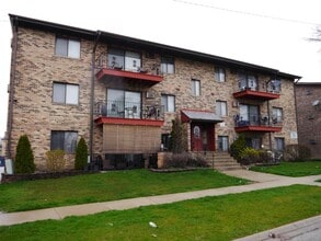 Building Photo - 11810 S Komensky Ave