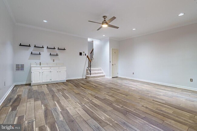 Building Photo - 112 Gretna Green Ct