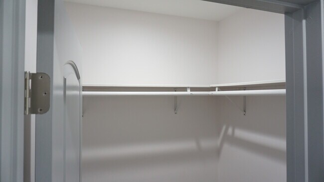 Building Photo - 10065 Arleta Ave