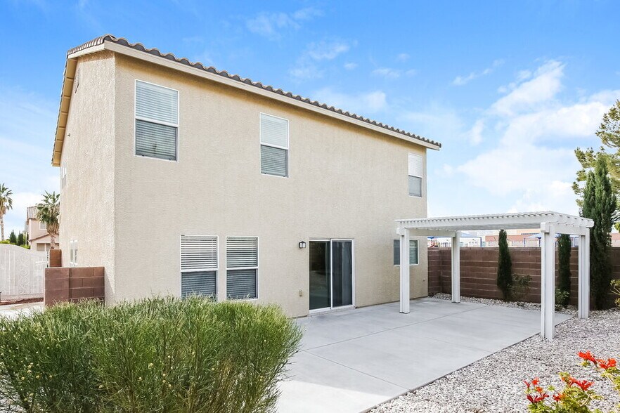 Building Photo - 5048 Charlo Dr