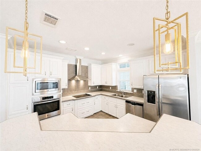 Building Photo - 35 NE Nautical Dr