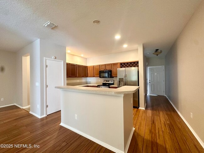 Building Photo - 5922 Bartram Village Dr