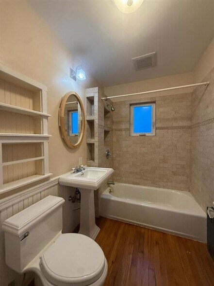 Building Photo - 67 Fairfax St