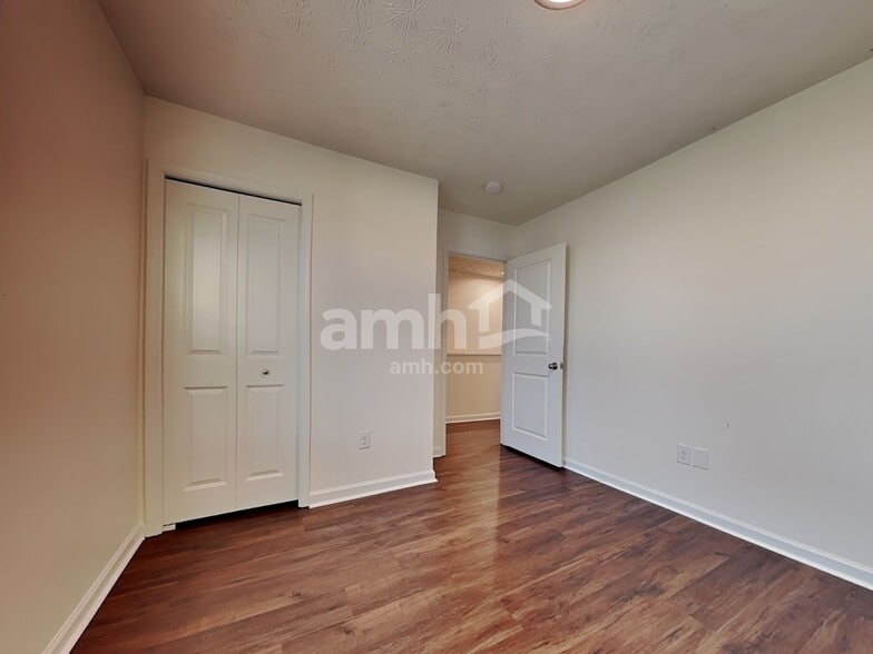 Building Photo - 5722 Jo Anne Rose Ct