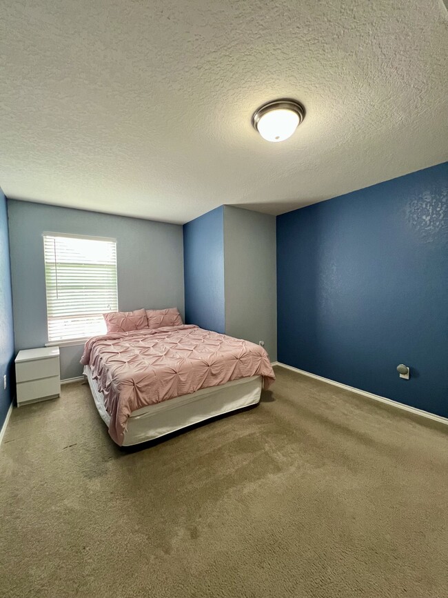 Building Photo - 7623 Eagle Park Dr