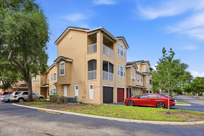 Building Photo - 3938 Hendricks Ave