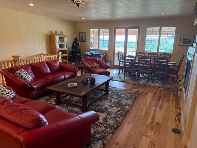 Building Photo - Truly unique and one of a kind Baker Reservoir home. Price Reduced! 3-Month Lease Option Available!