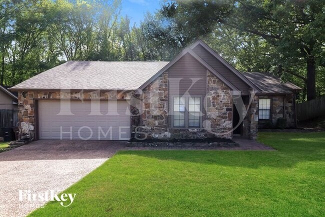 Primary Photo - 2961 Forest Edge Dr