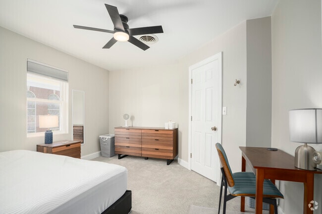 Second Bedroom - The Derrick House - All Utilities Included