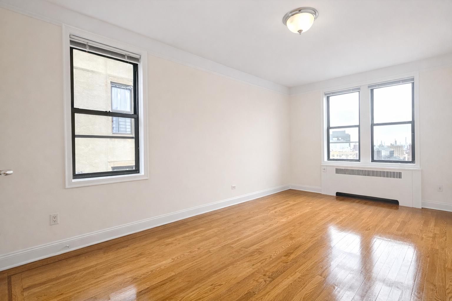 Building Photo - 615 W 172nd St