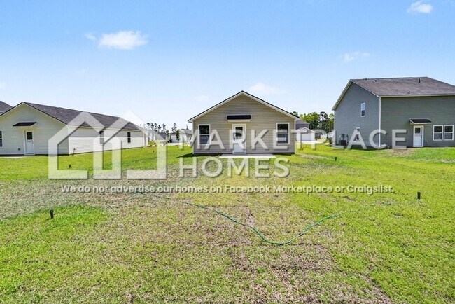 Building Photo - 183 Birchwood Dr