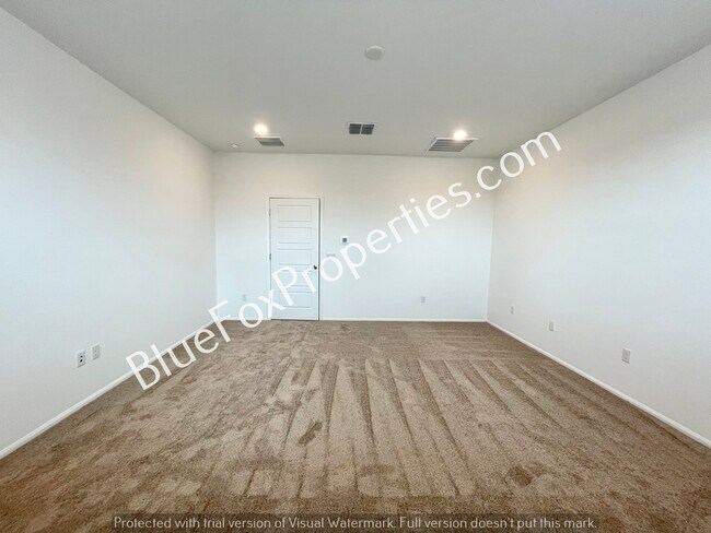 Building Photo - 6305 E Desert Peak Dr
