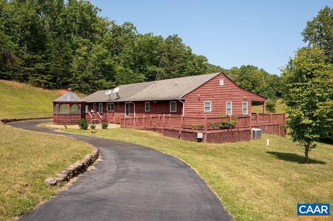 Building Photo - 4122 Green Creek Rd