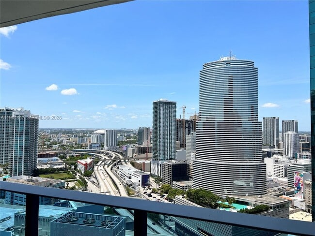 Building Photo - 200 Biscayne Blvd Way
