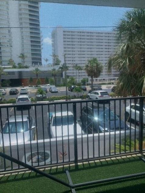 Building Photo - 3250 NE 12th St