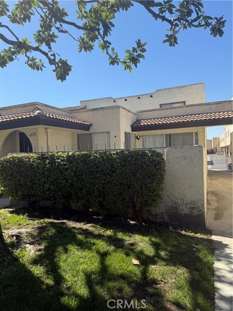 Building Photo - 9924 Del Rio Way