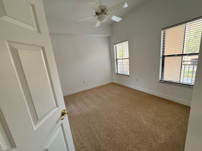 Building Photo - 707 Westpark Way