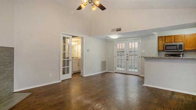 Building Photo - 318 Liberty Pl