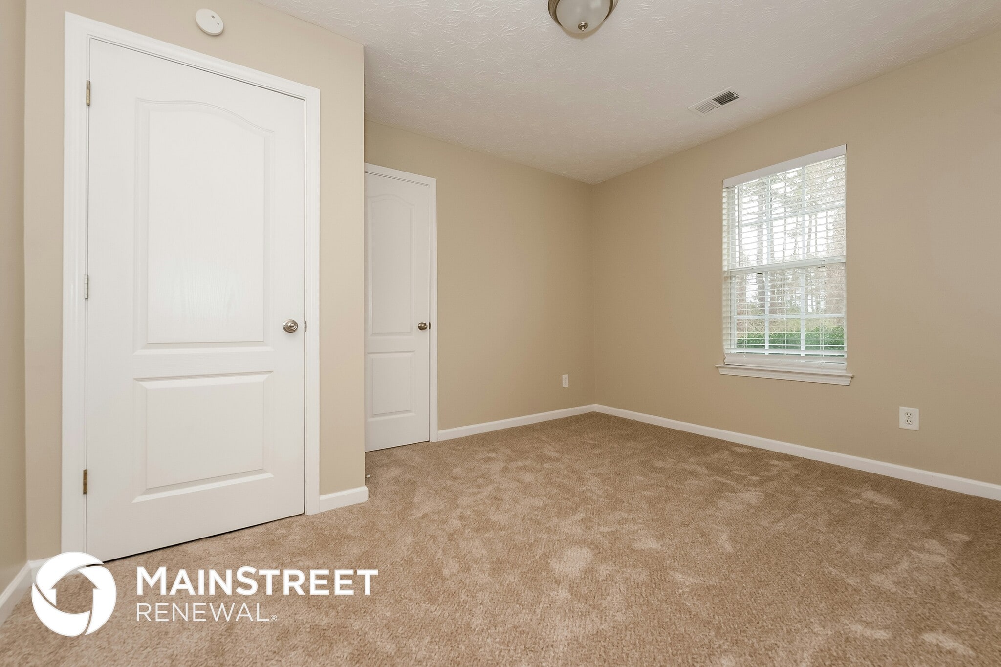 Building Photo - 2091 Dylan Ct