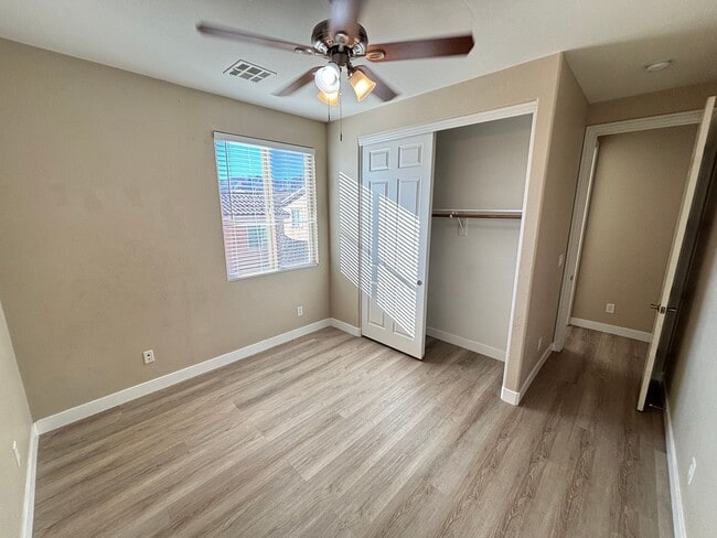 Building Photo - Beautiful 4/Bed/3Bath/2Car Two-Story Home with Loft and Office in Providence!