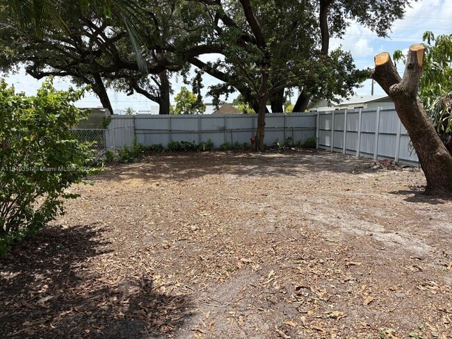 Building Photo - 3368 NW 51st Terrace