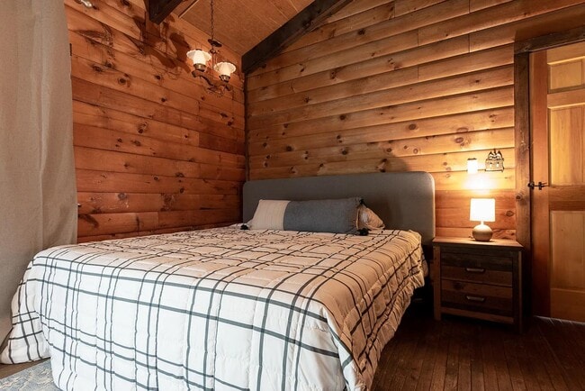 Building Photo - 58 Valk Rd