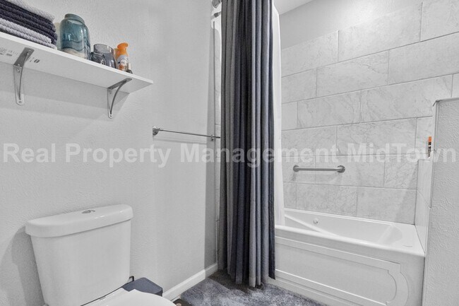 Building Photo - 1106 Quail Valley Ln