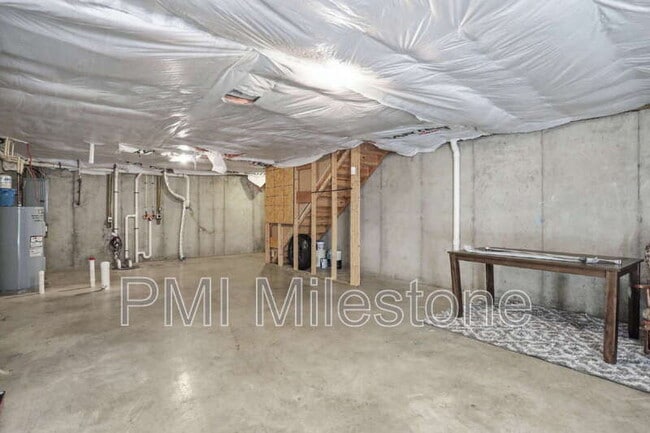 Building Photo - 24 Mabel Ln