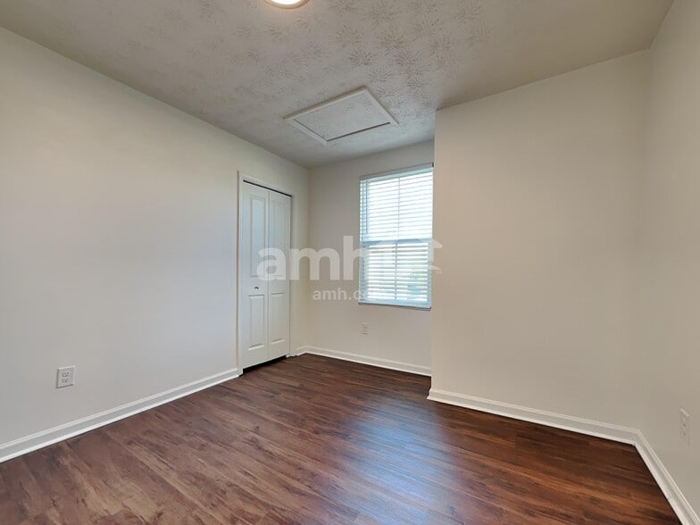Building Photo - 5722 Jo Anne Rose Ct