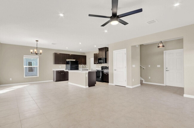 Building Photo - 15693 SW Twilight St