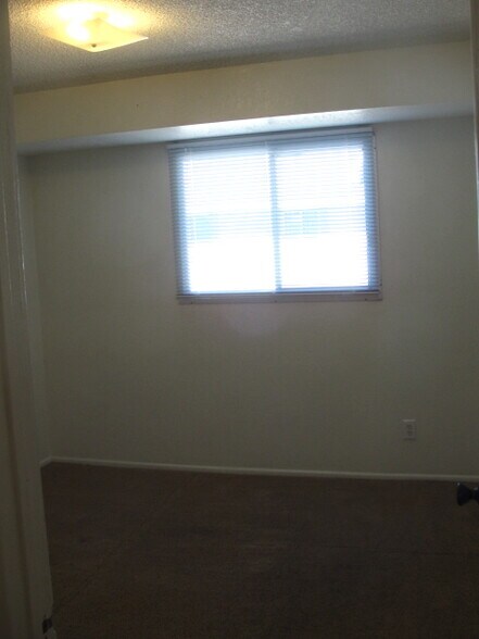 Bedroom #3 - 4595 N 17th Ave