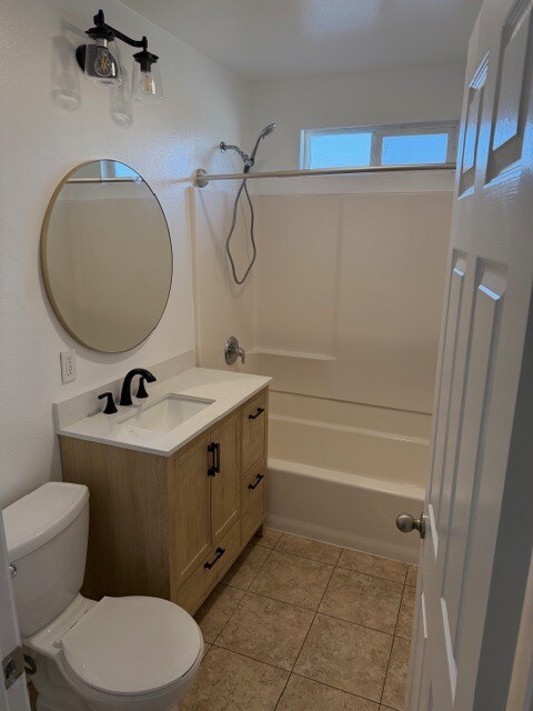 recently remodeled bathroom. - 4626 E 7th St