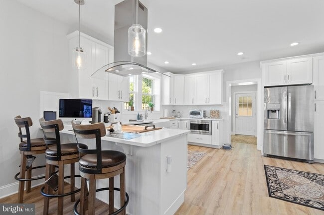 Building Photo - 528 Lower E Valley Forge Rd