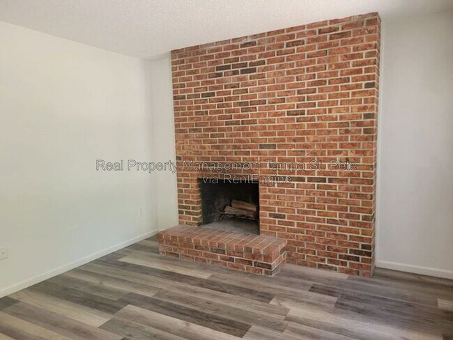 Building Photo - 8144 Omaha Cir