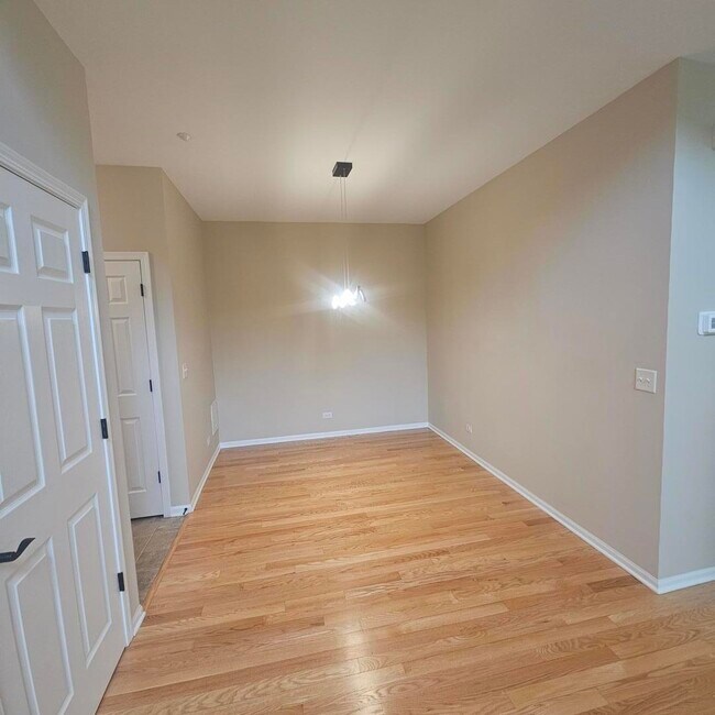Building Photo - 6085 Delaney Dr