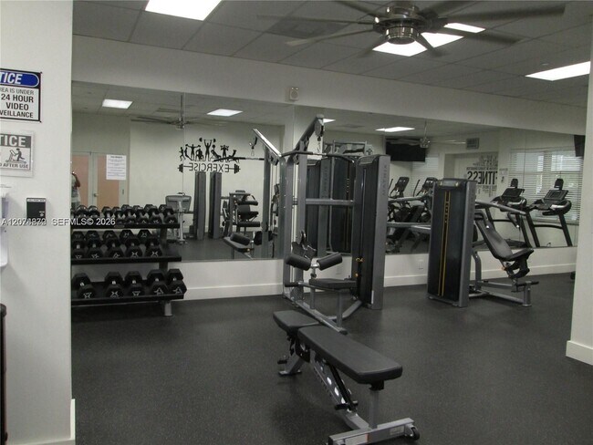 Building Photo - 1370 S Ocean Blvd