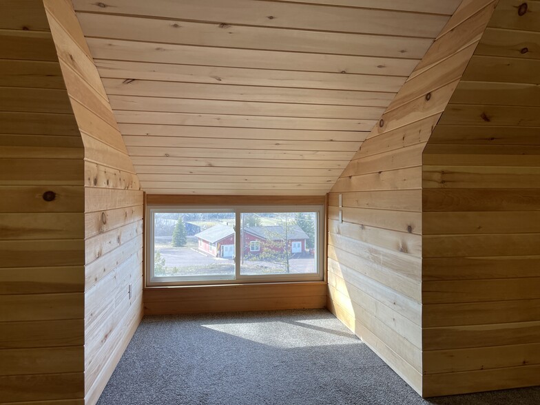 Building Photo - 47470 Gundlach Rd