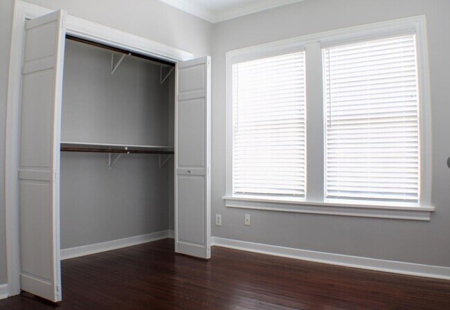 Building Photo - 4630 Clay St